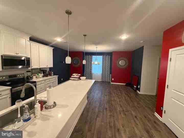 2805 Pinebrook Rd Unit 439 - Photo 4 of 36