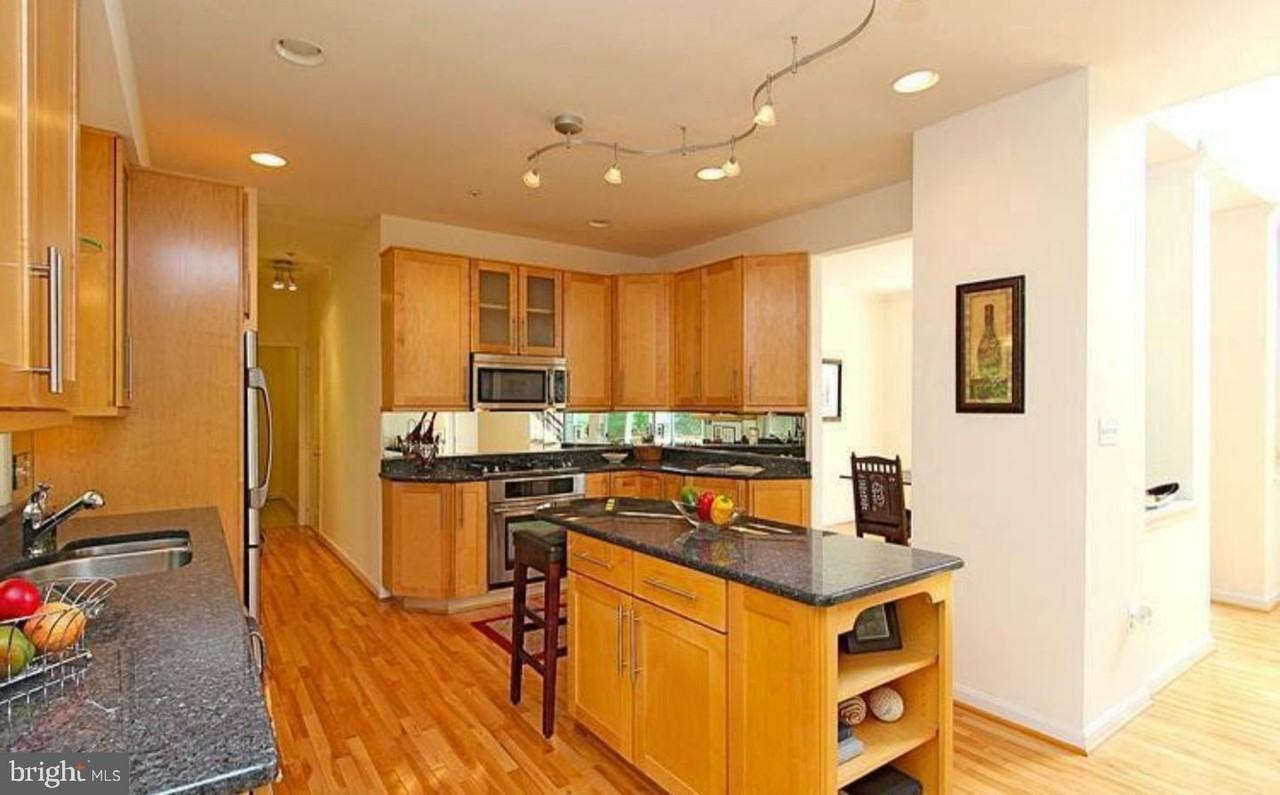 713 Bonnie Meadow Ln - Photo 2 of 26