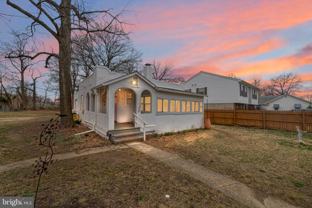 5123 Crittenden St - Photo 1 of 1