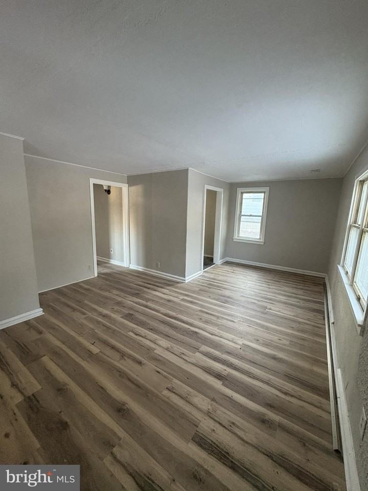 2136 Atco Ave - Photo 3 of 23