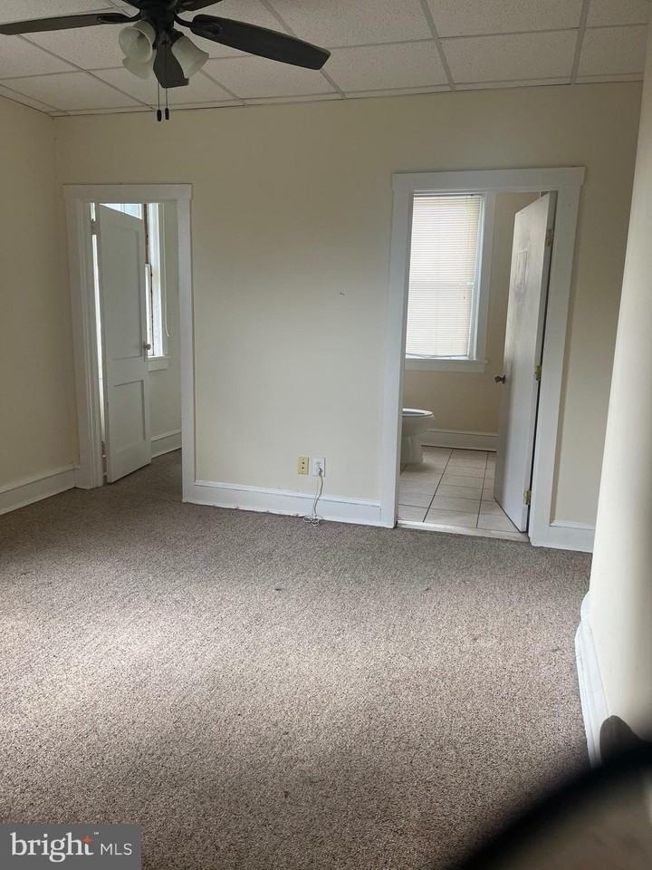 742 Haddon Ave - Photo 5 of 5