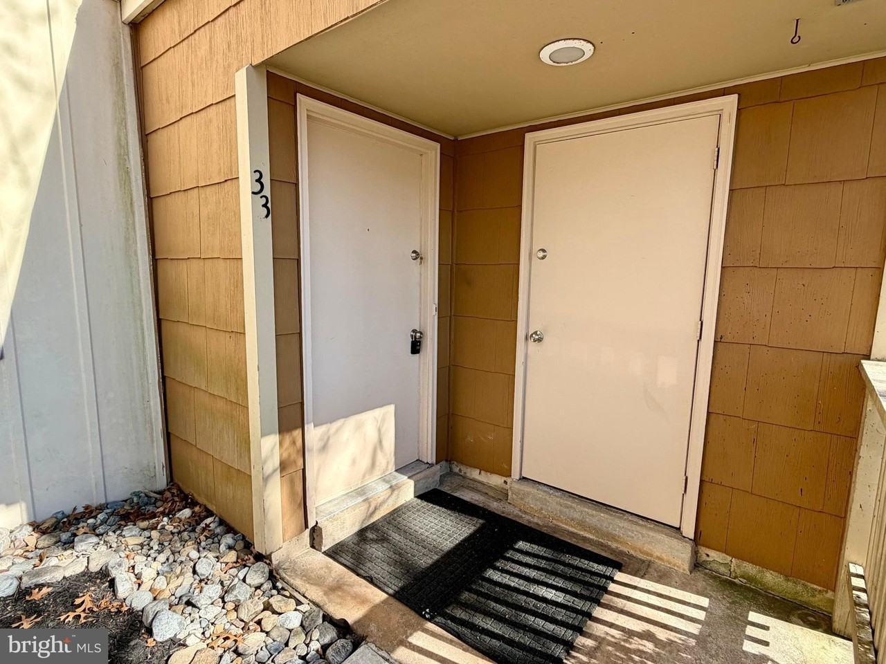 33 Georgetown Rd - Photo 2 of 27