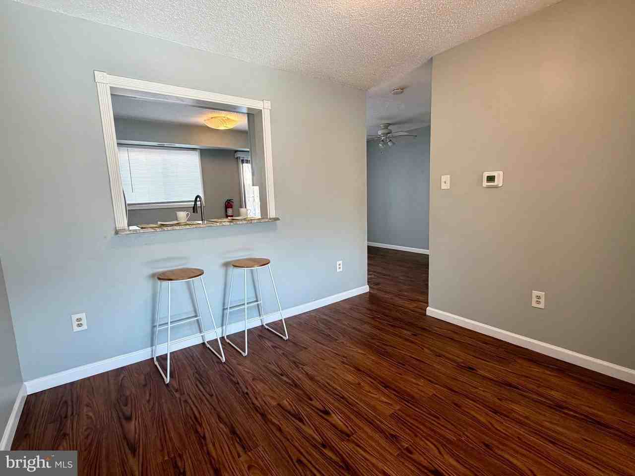 33 Georgetown Rd - Photo 7 of 27