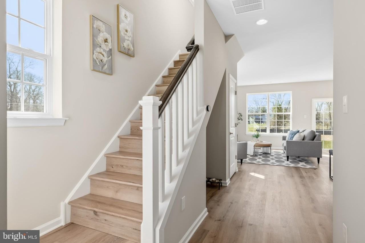 385 N Tuckahoe Rd Unit 961 - Photo 3 of 21