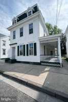 featured image of 190 Seventh St #1