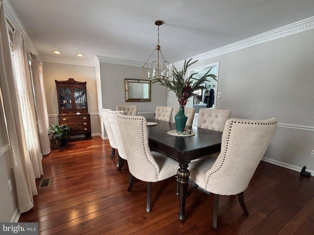 110 PINE Lane unit: Main House - Photo 5 of 24