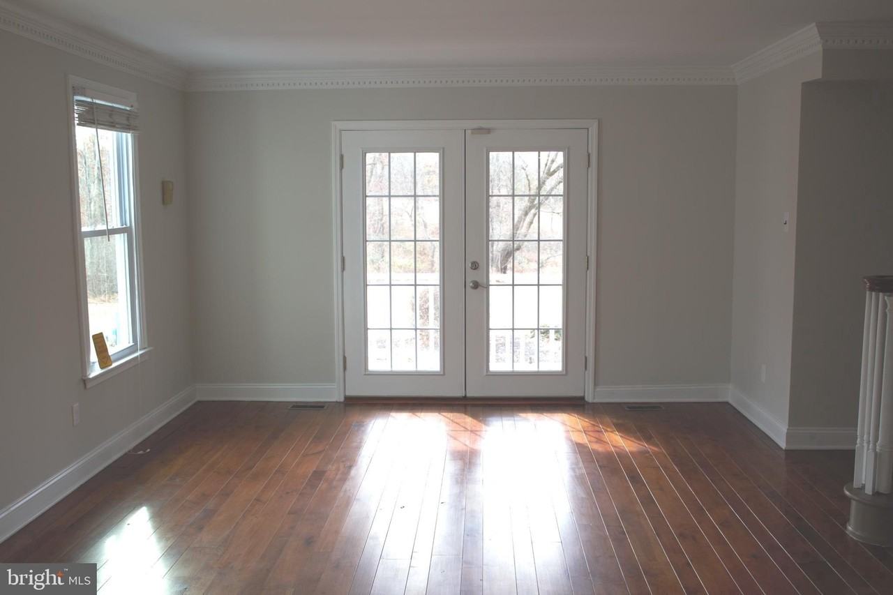 110 PINE Lane unit: Main House - Photo 6 of 24