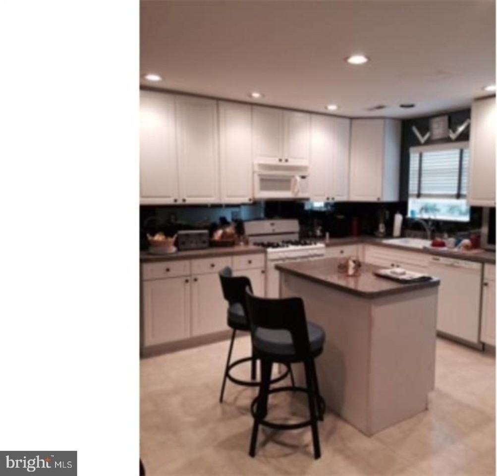 626 Nicole Dr - Photo 4 of 11