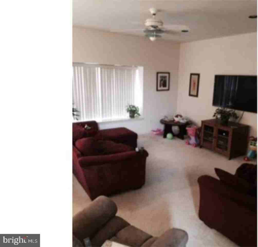 626 Nicole Dr - Photo 6 of 11