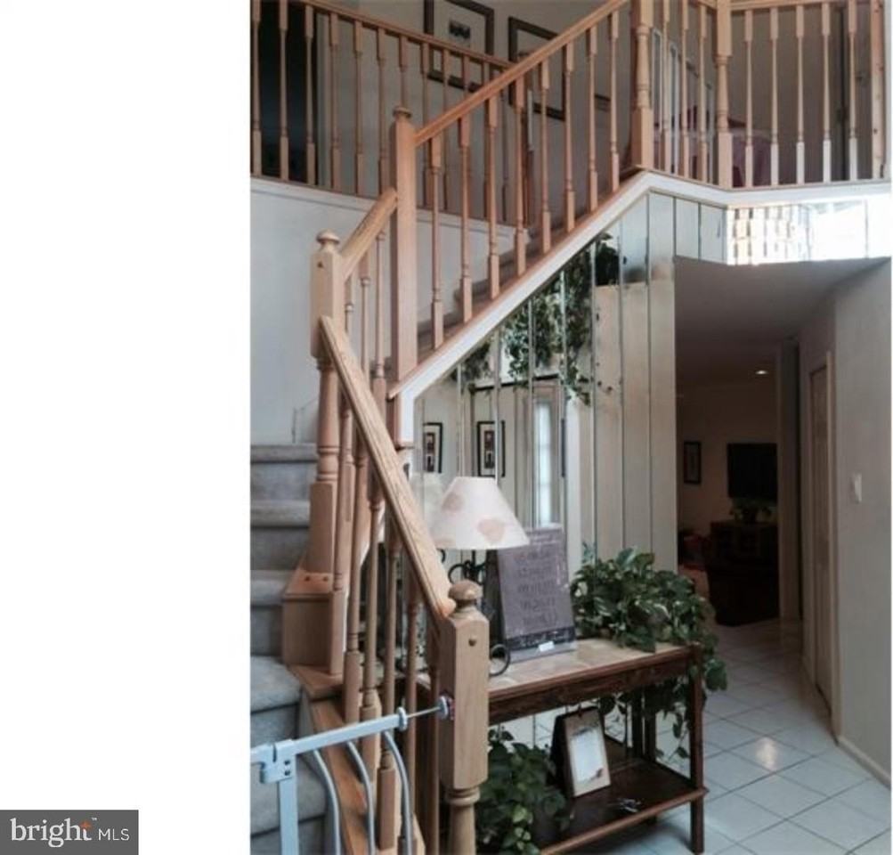 626 Nicole Dr - Photo 7 of 11