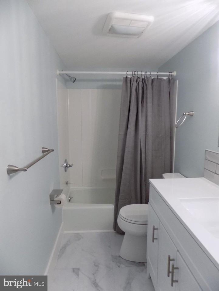 106 Bancroft Rd Unit 1g - Photo 4 of 14