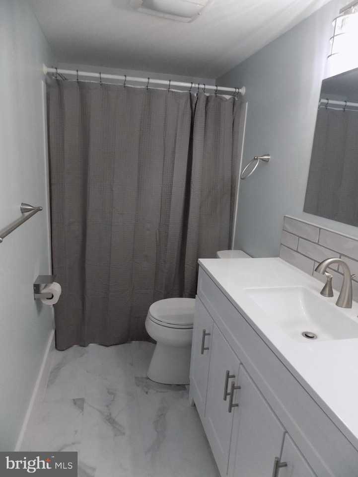 106 Bancroft Rd Unit 1g - Photo 6 of 14