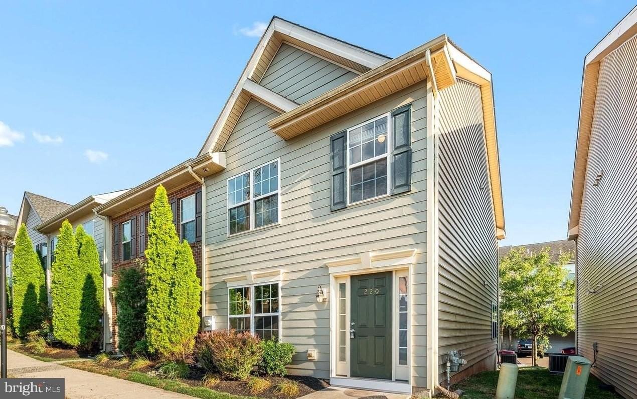 220 South St - Photo 2 of 21