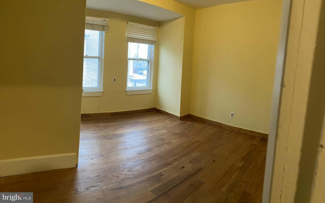 6534 Torresdale Ave #2ndFL - Photo 4 of 9