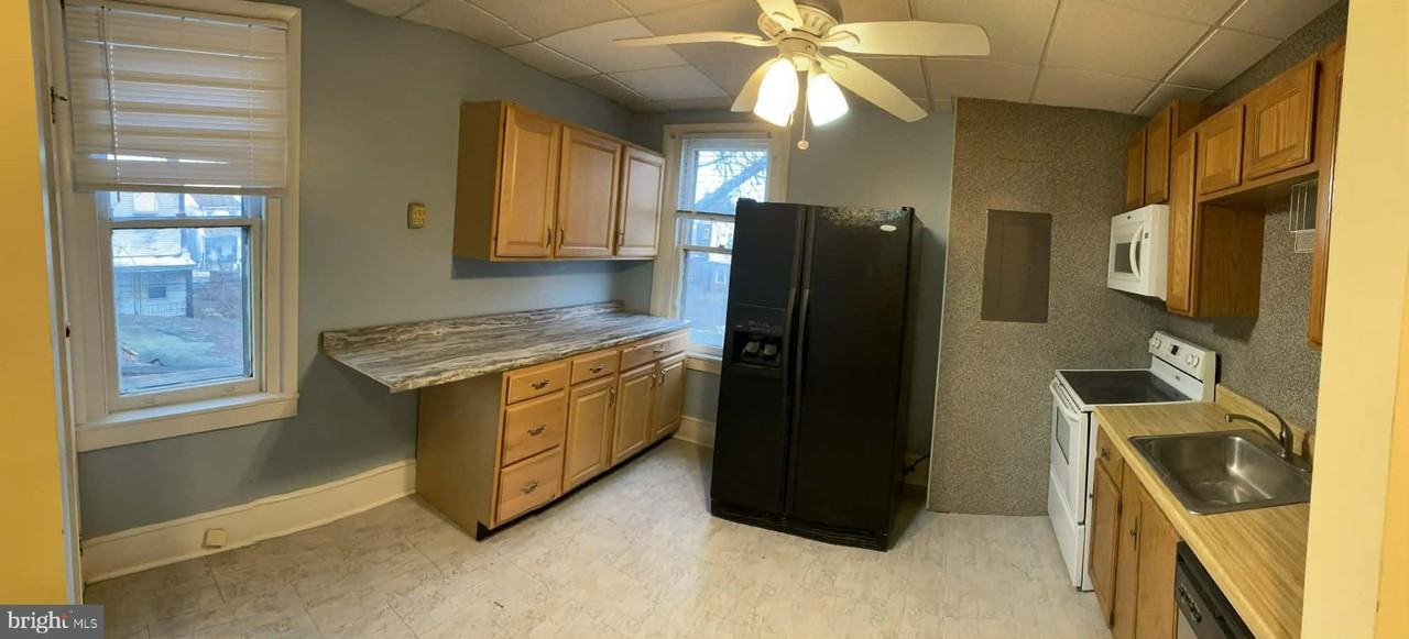 6534 Torresdale Ave #2ndFL - Photo 3 of 9