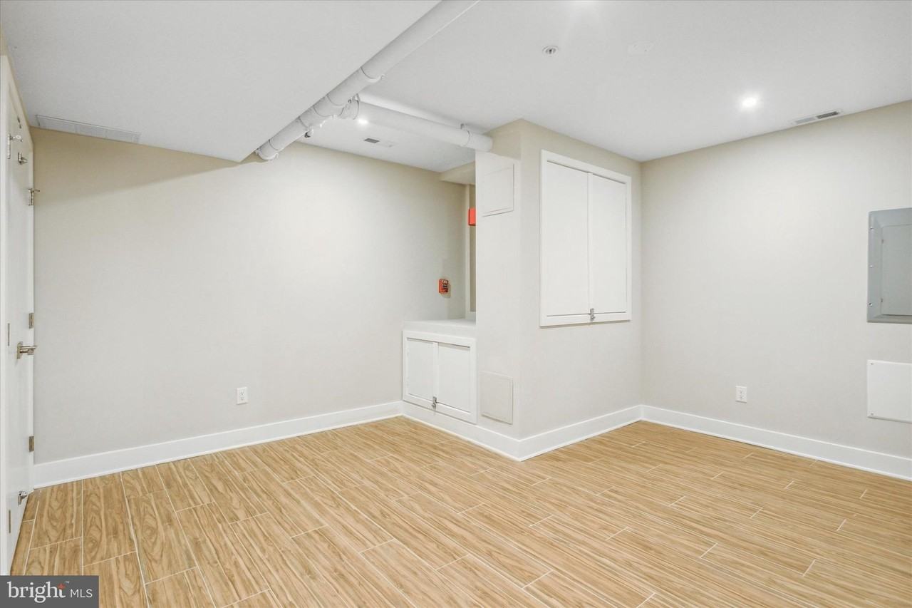 2633 Annin St Unit 2 - Photo 4 of 6