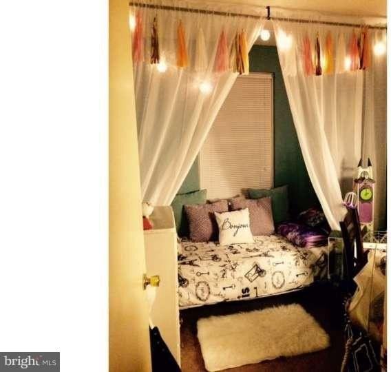 12044 Abby Rd Unit 1fl - Photo 6 of 9