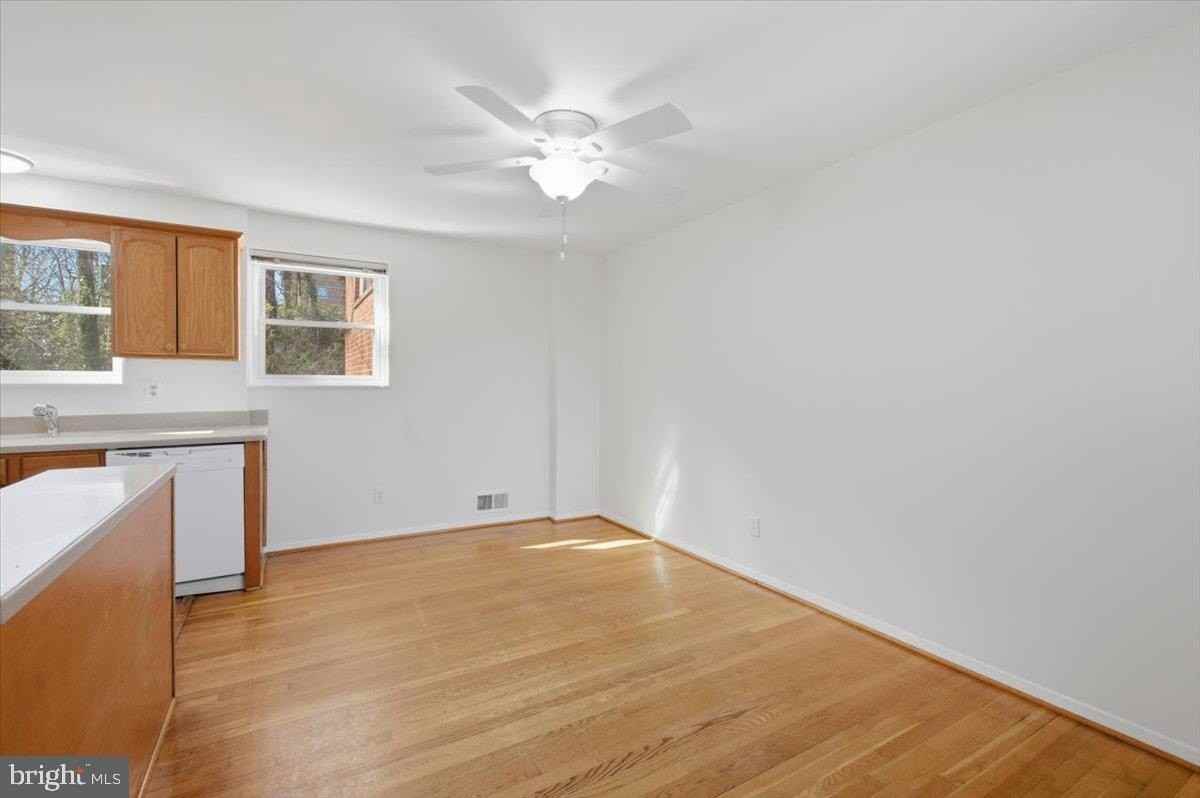 5039 8th Rd S - Photo 6 of 35