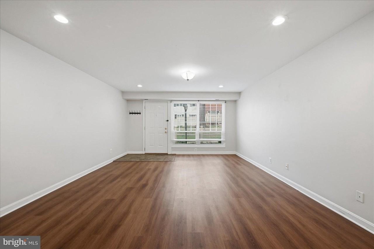 1193 N Van Dorn St - Photo 6 of 29