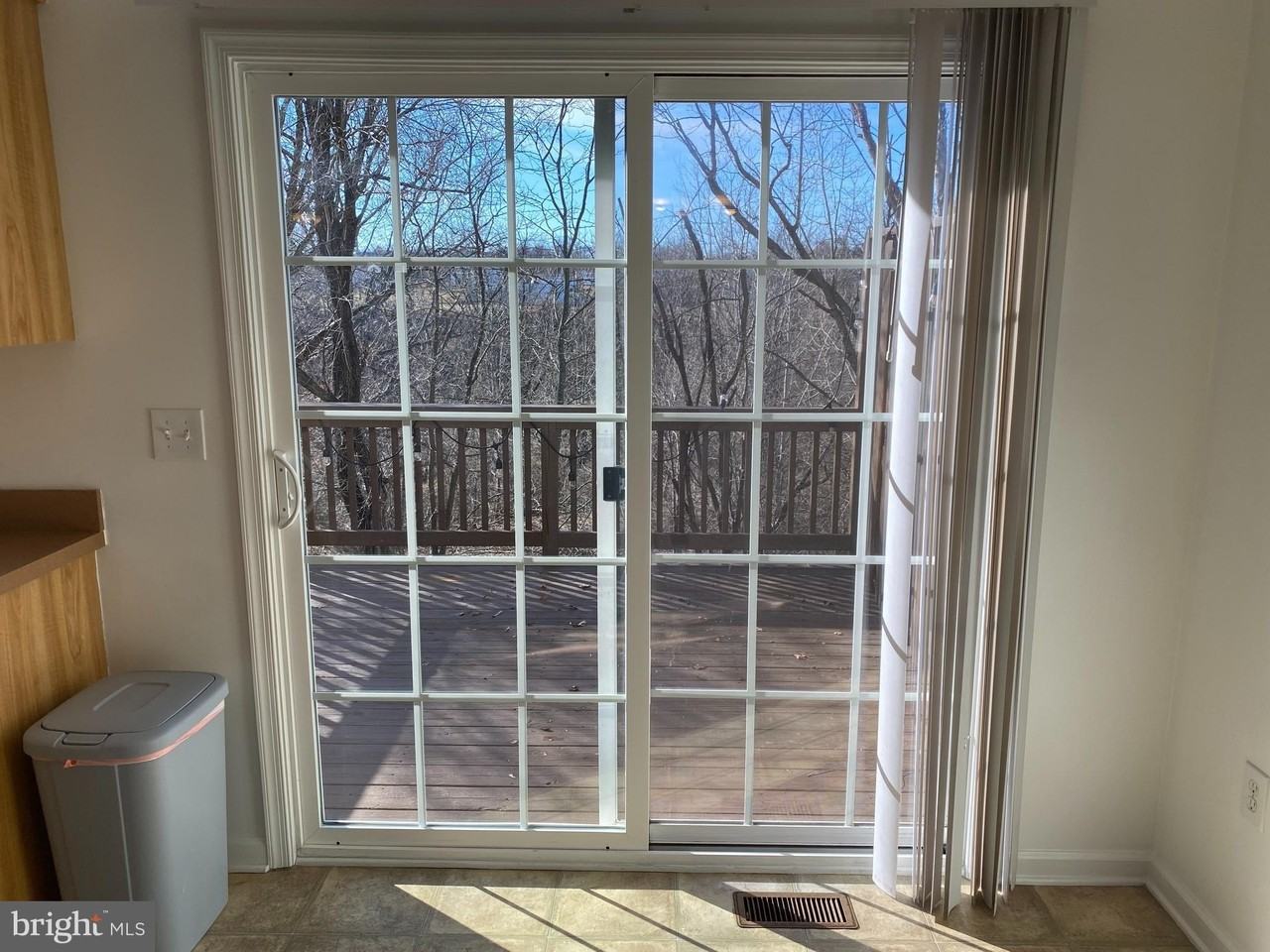 118 Seabreeze Ln - Photo 4 of 32