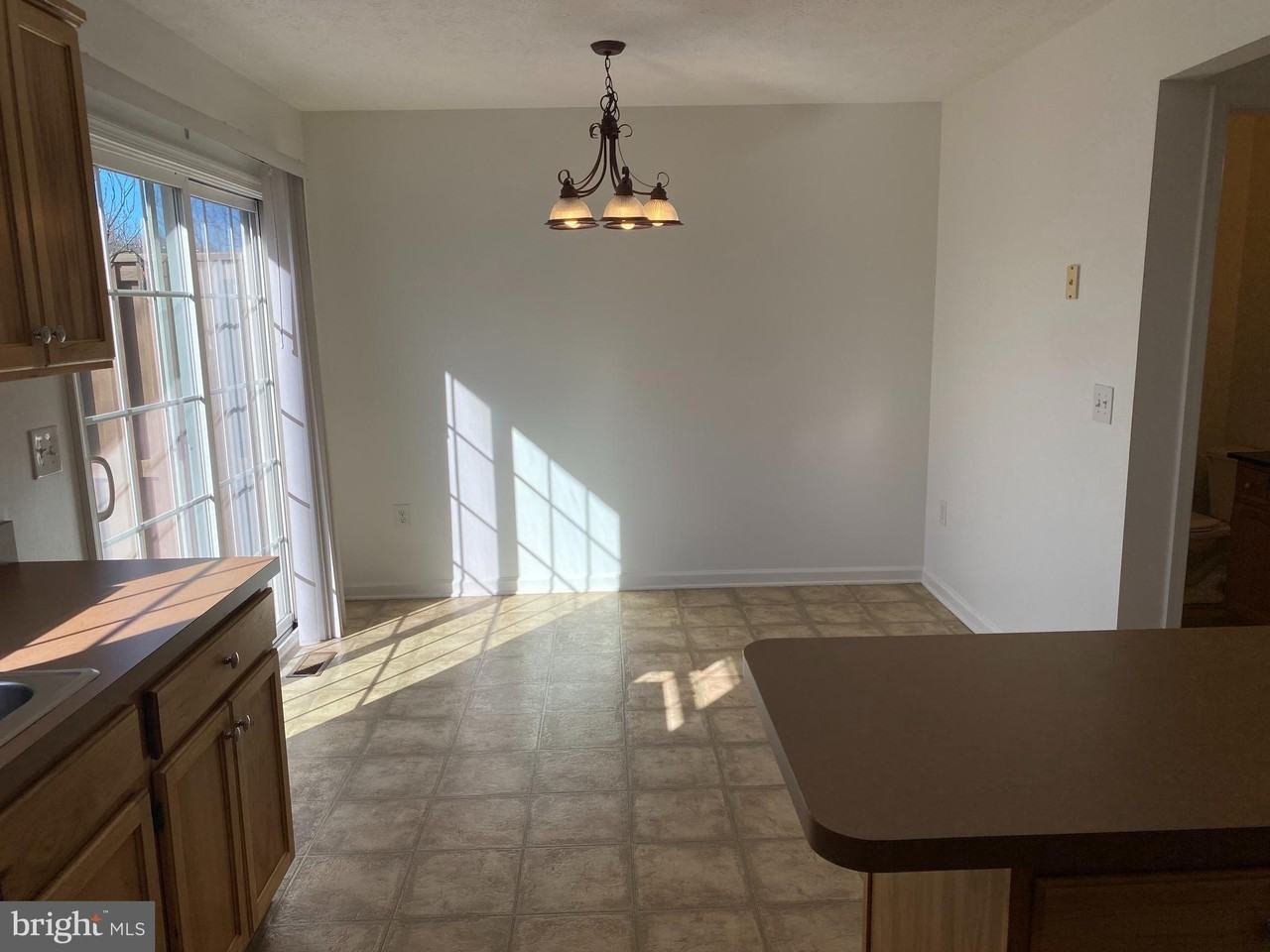 118 Seabreeze Ln - Photo 7 of 32