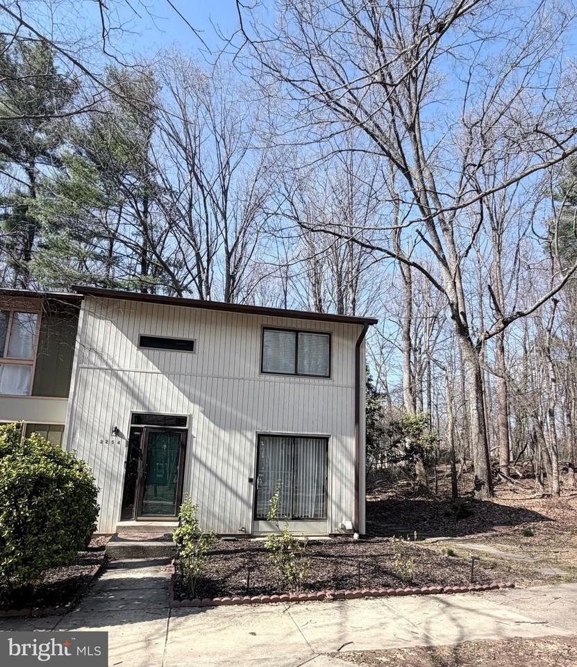 2254 Covent Gardens Ct - Photo 2 of 28