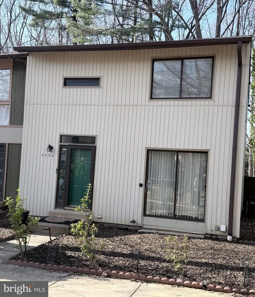 2254 Covent Gardens Ct - Photo 3 of 28