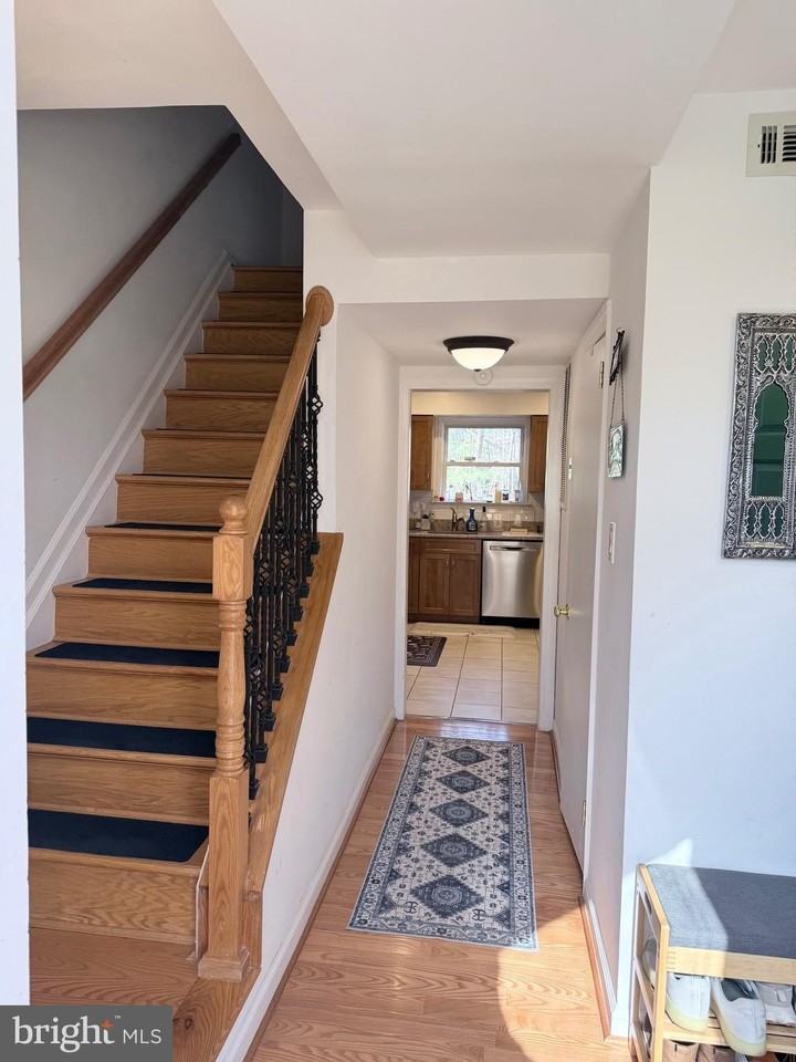 2254 Covent Gardens Ct - Photo 4 of 28