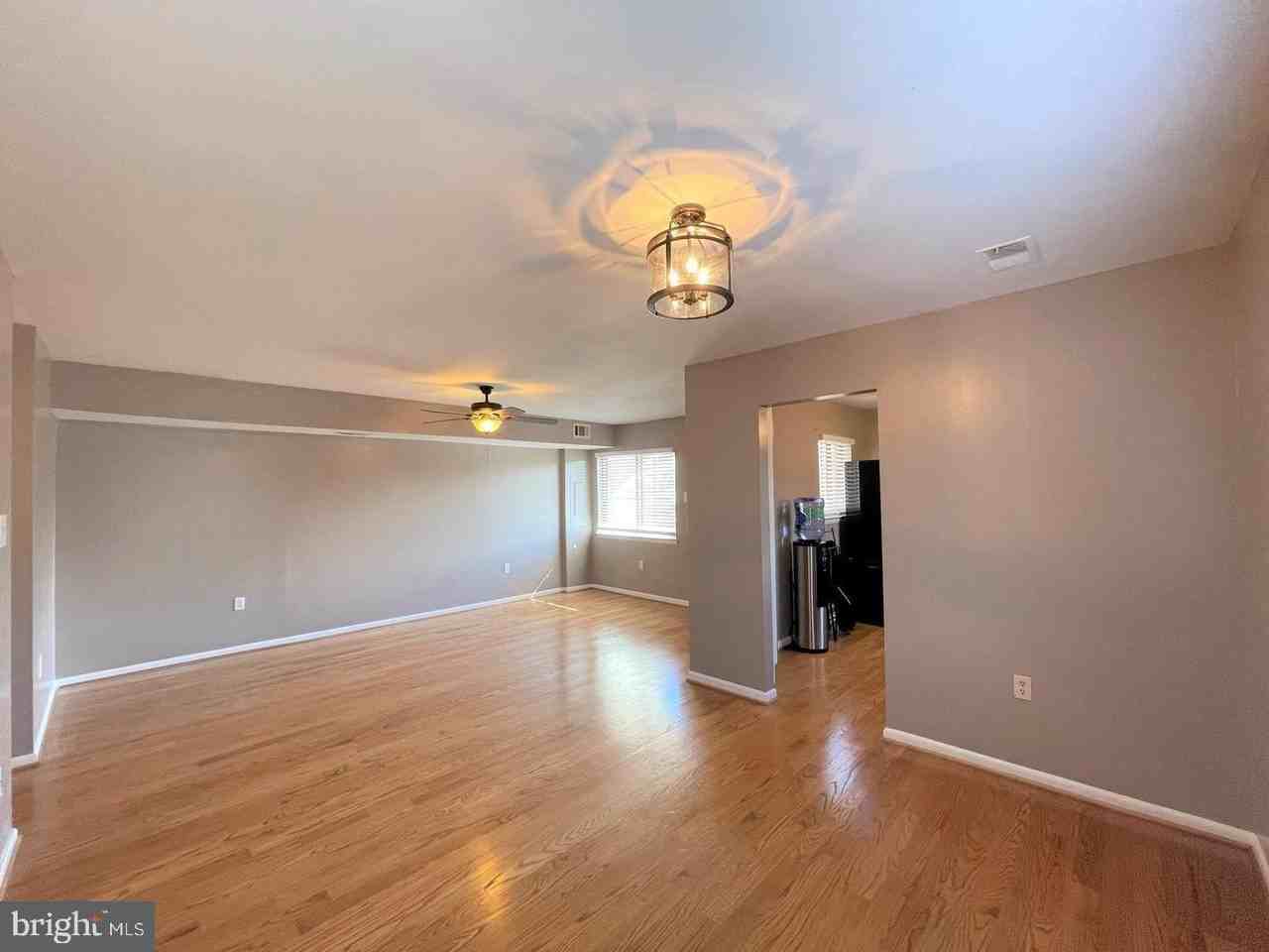 8407 Orinda Ct #282 - Photo 6 of 23