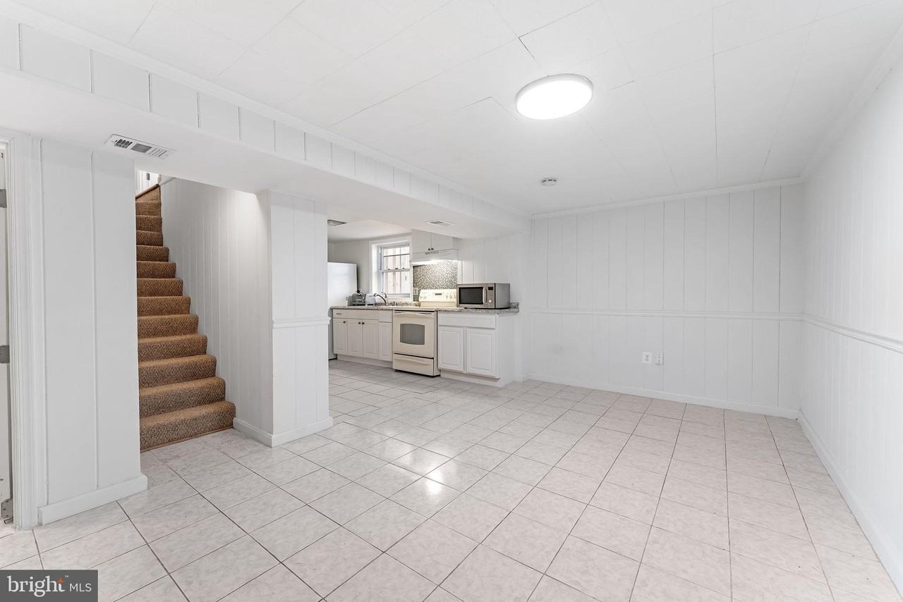 3233 Apex Cir Unit B - Photo 7 of 24