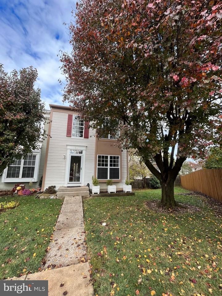 121 Paddington Way Ne - Photo 2 of 17