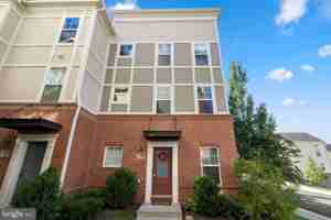 featured image of 22413 Verde Gate Ter