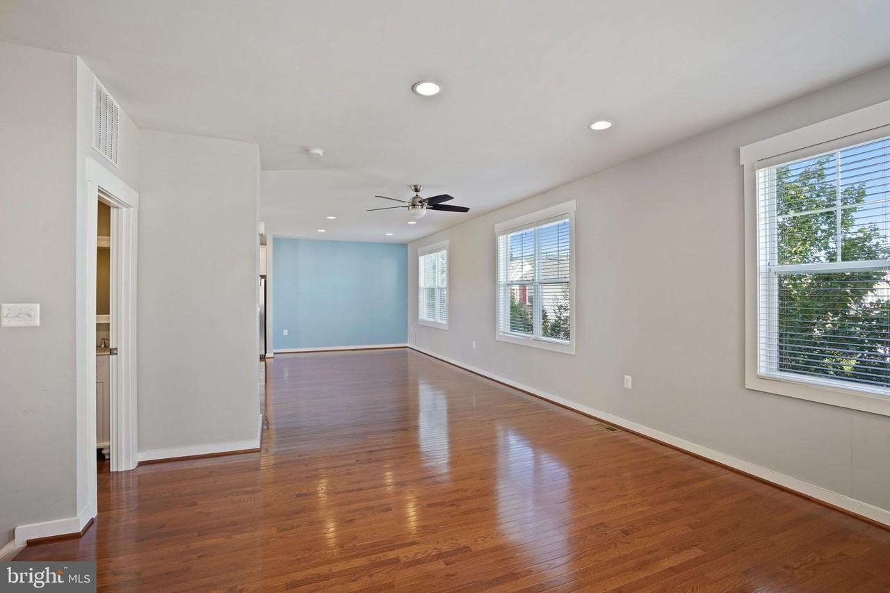 22413 Verde Gate Ter - Photo 7 of 33