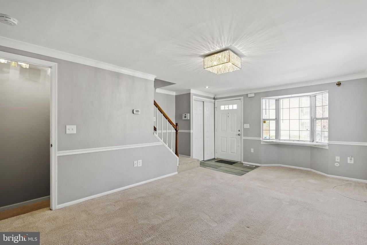 8629 Braxted Ln - Photo 2 of 20