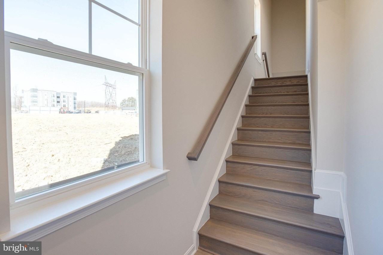 3978 Shire Meadow Ln - Photo 2 of 32