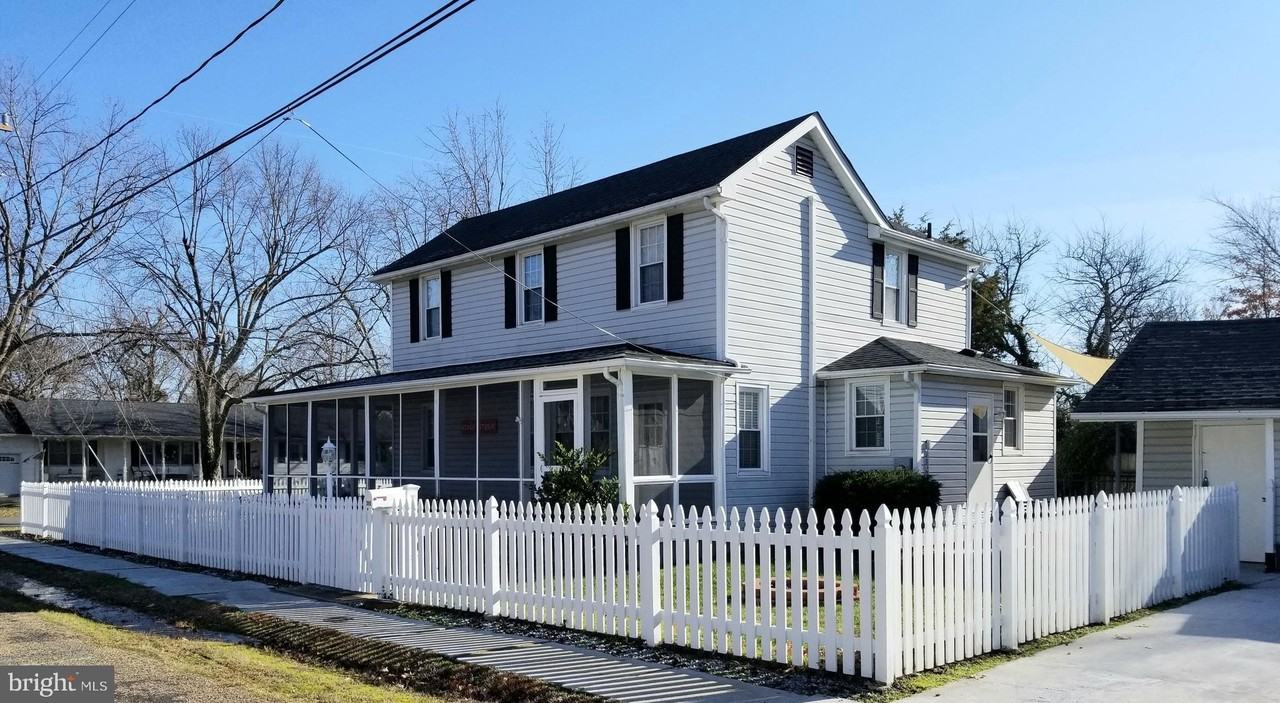 300 Lafayette St - Photo 2 of 26