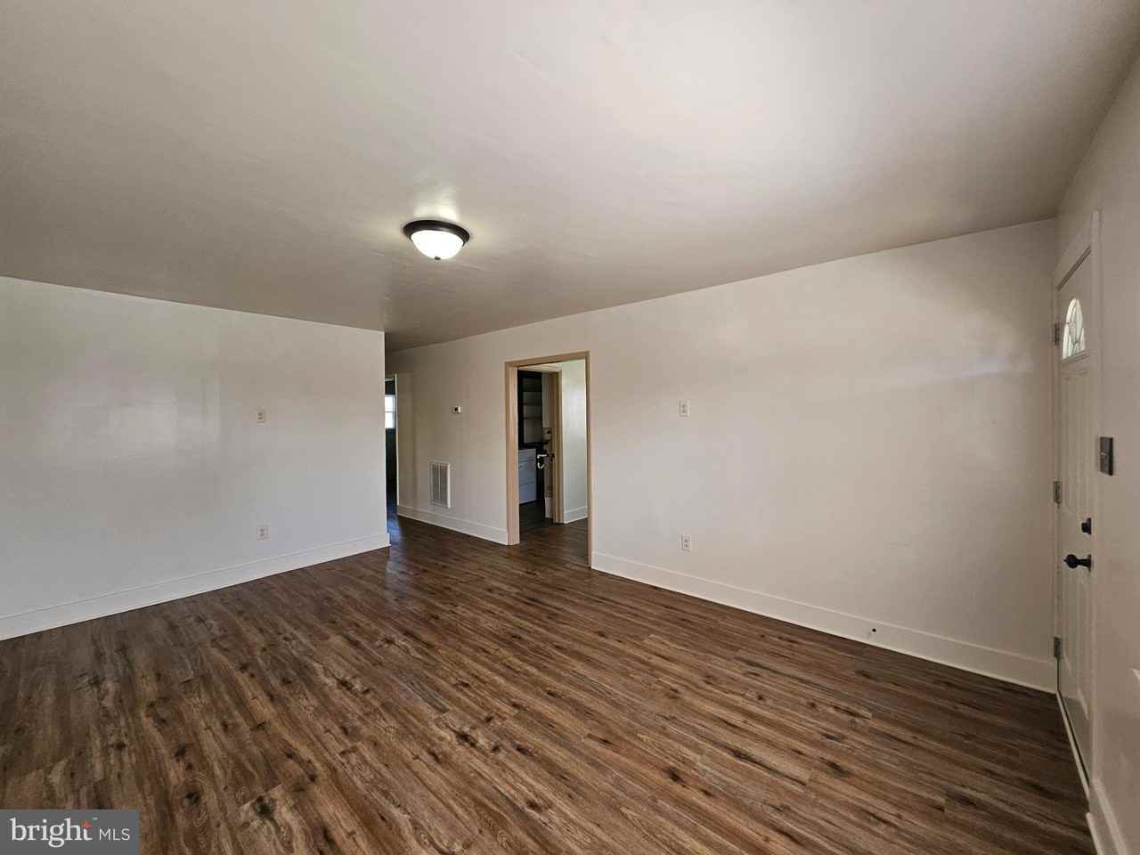 729 Faulkner Ave - Photo 5 of 11