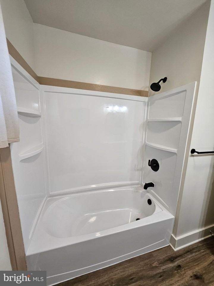 729 Faulkner Ave - Photo 7 of 11