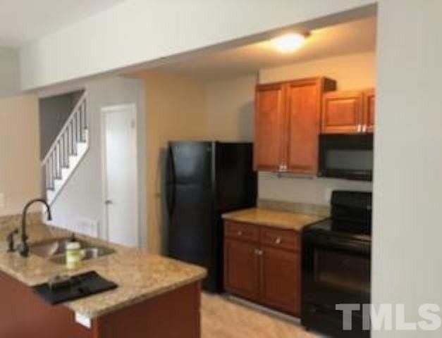 133 S Tarboro St - Photo 2 of 17