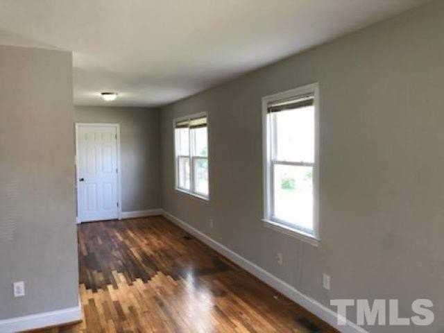 133 S Tarboro St - Photo 7 of 17