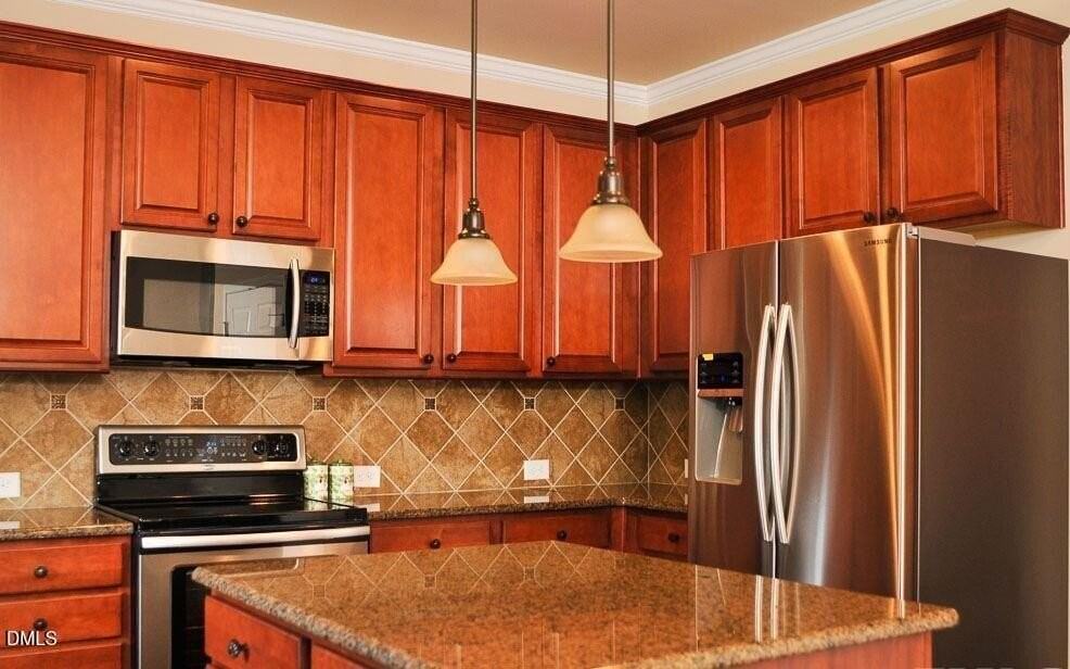 409 Liberty Rose Dr - Photo 3 of 18