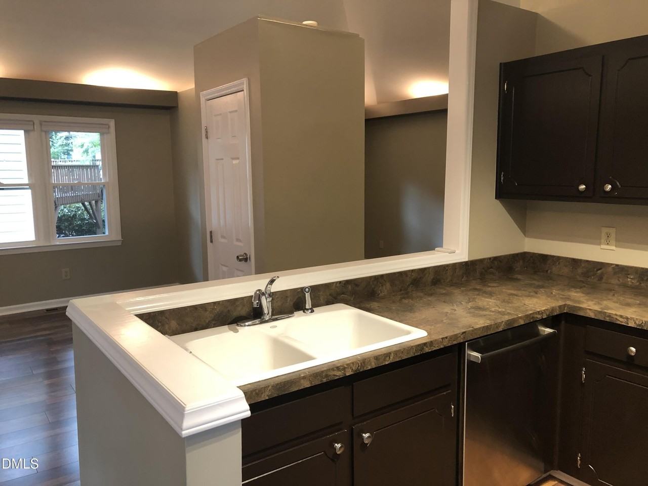 3345 Mill Run - Photo 4 of 11