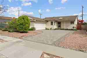 featured image of 22618 Elm Ave