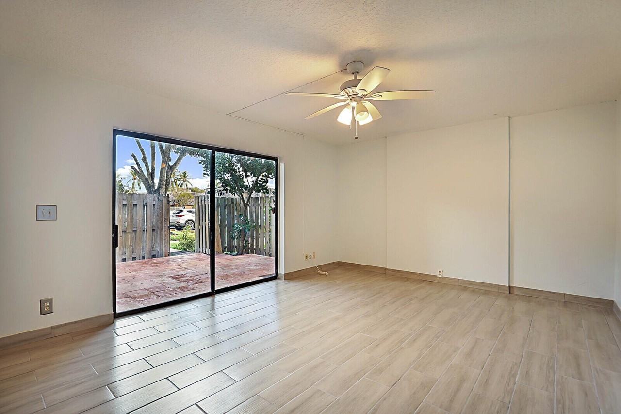 253 Woodland Rd - Photo 6 of 27