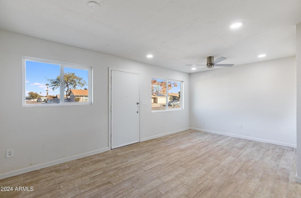 5929 W Nancy Rd - Photo 6 of 28