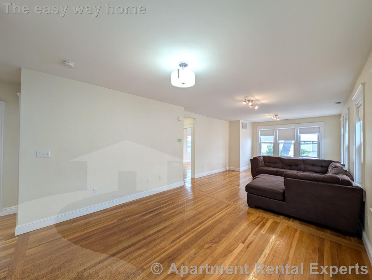 79 Bonner Ave #2 - Photo 5 of 26