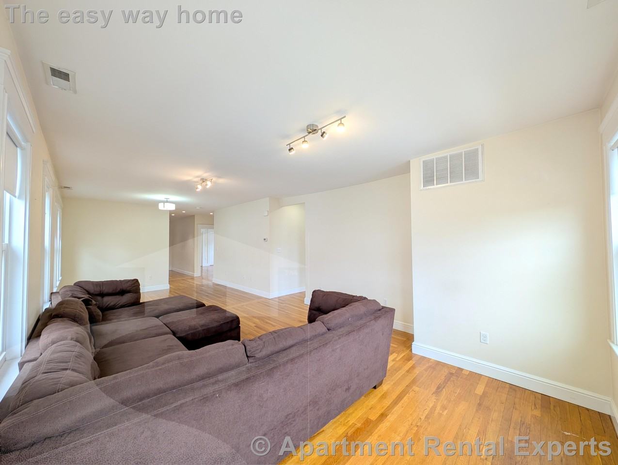 79 Bonner Ave #2 - Photo 7 of 26