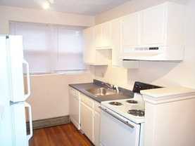 402 Highland Ave - Photo 1 of 1