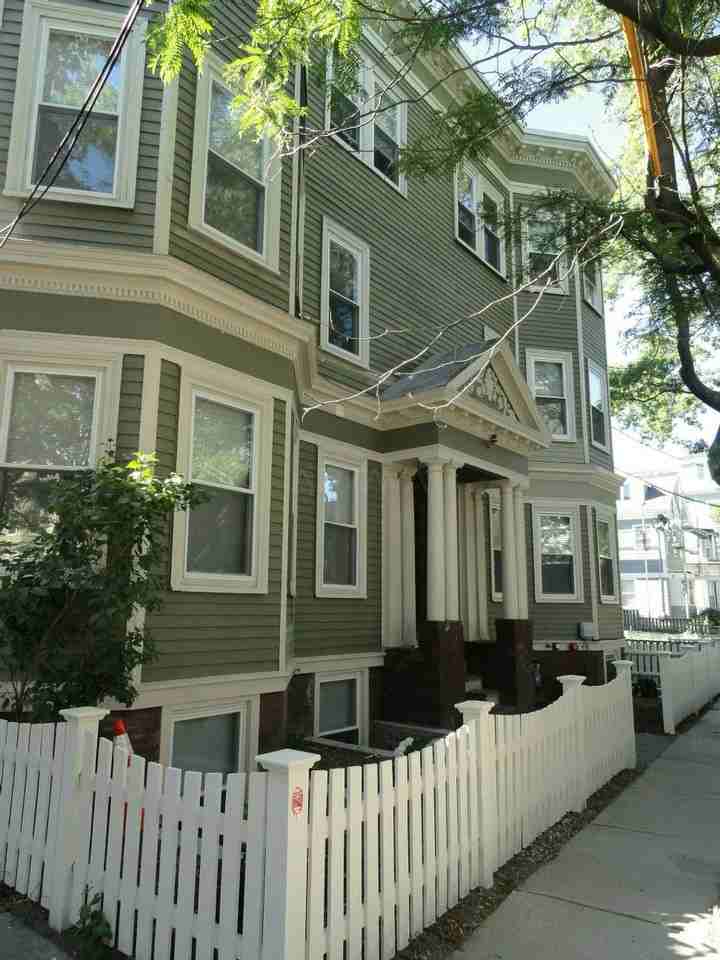 231 Norfolk St #4 - Photo 5 of 15