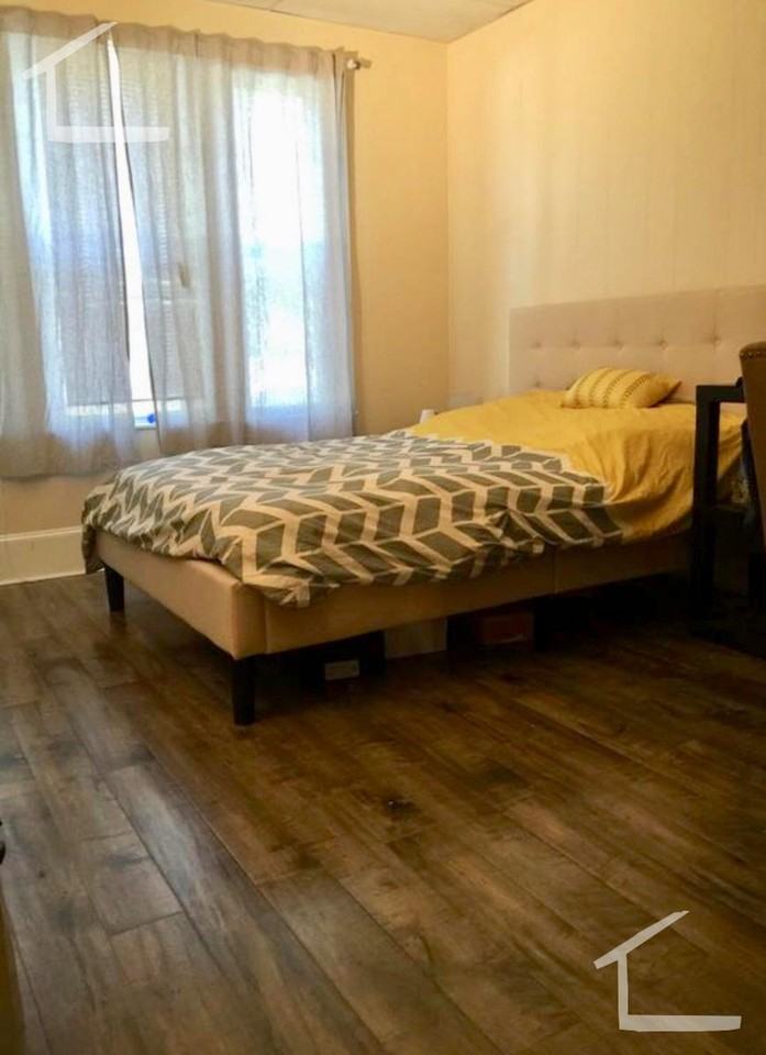 1710 Commonwealth Ave #1 - Photo 7 of 8